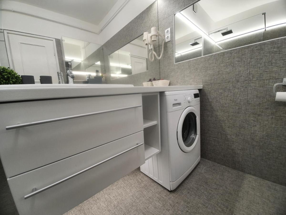 Gyorapartman Extérieur photo